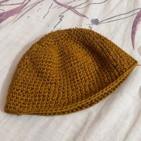 Crochet bucket hat